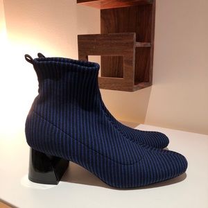 Zara Sock Ankle Boots 8 (marked 9)